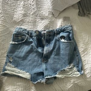 Zara distressed Jean shorts